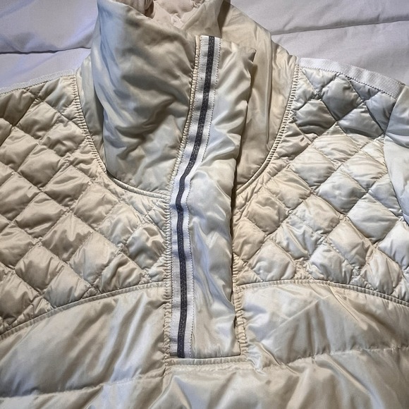 Lululemon Quilted Light Insulation Running Jacket White Cream Size 4 - Picture 5 of 15